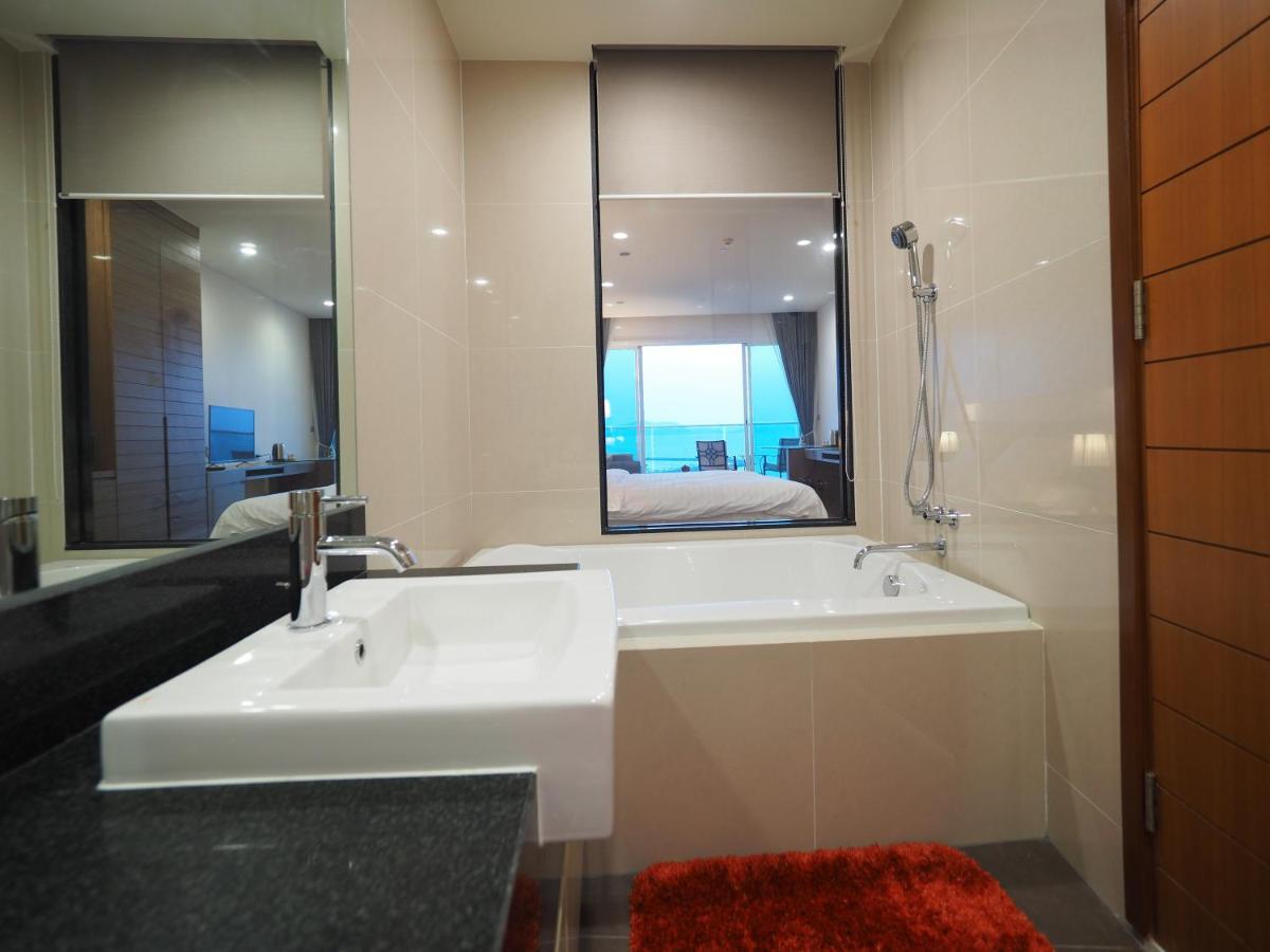 Movenpick Residences Pattaya With Ocean View Na Chom Thian Ngoại thất bức ảnh